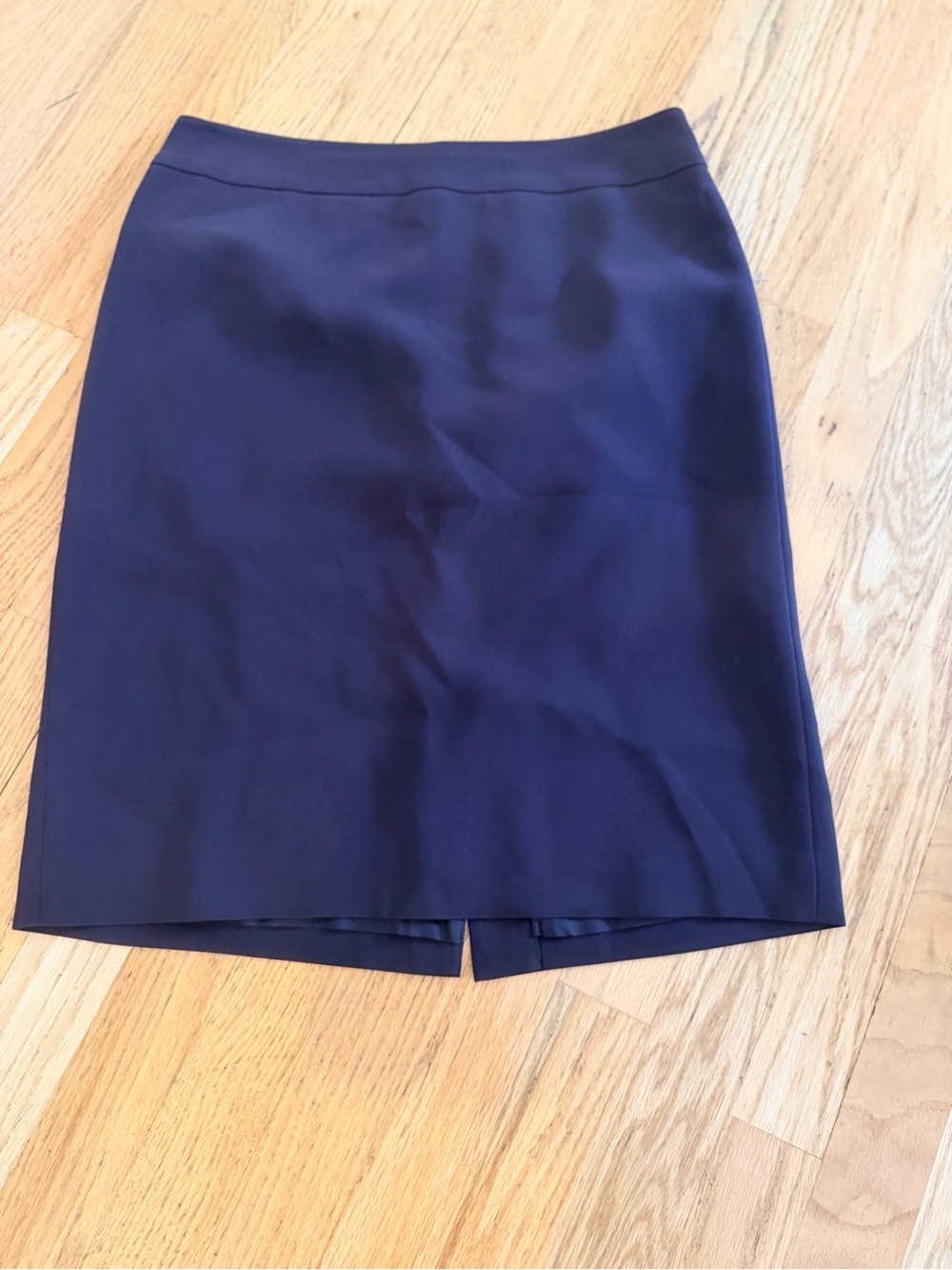 Ladies Size 6P "Ann Taylor" Pencil Skirt GUC
